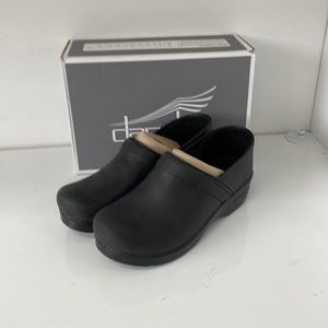 Dansko Women’s Professional Clogs